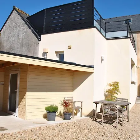 Holiday home Cap Sur Le Phare A Mogueriec